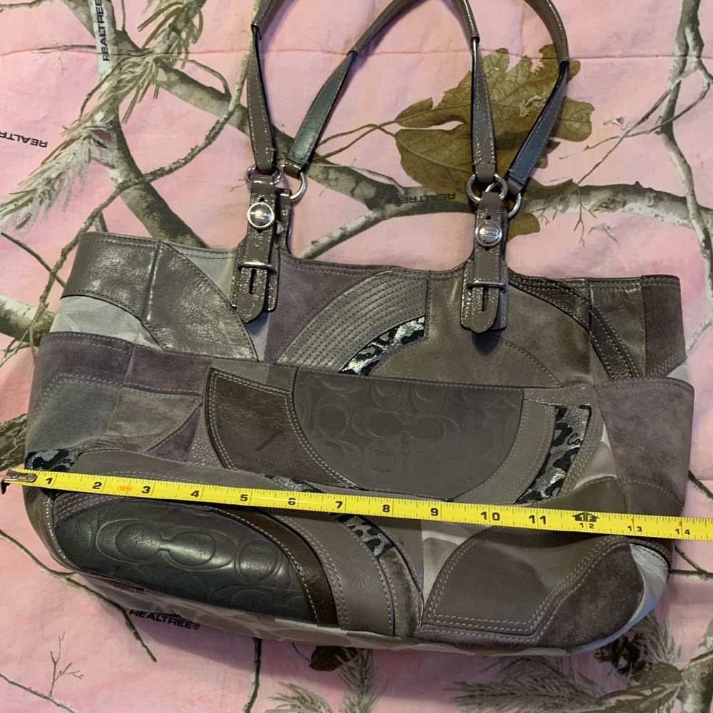 Patchwork Coach - image 7